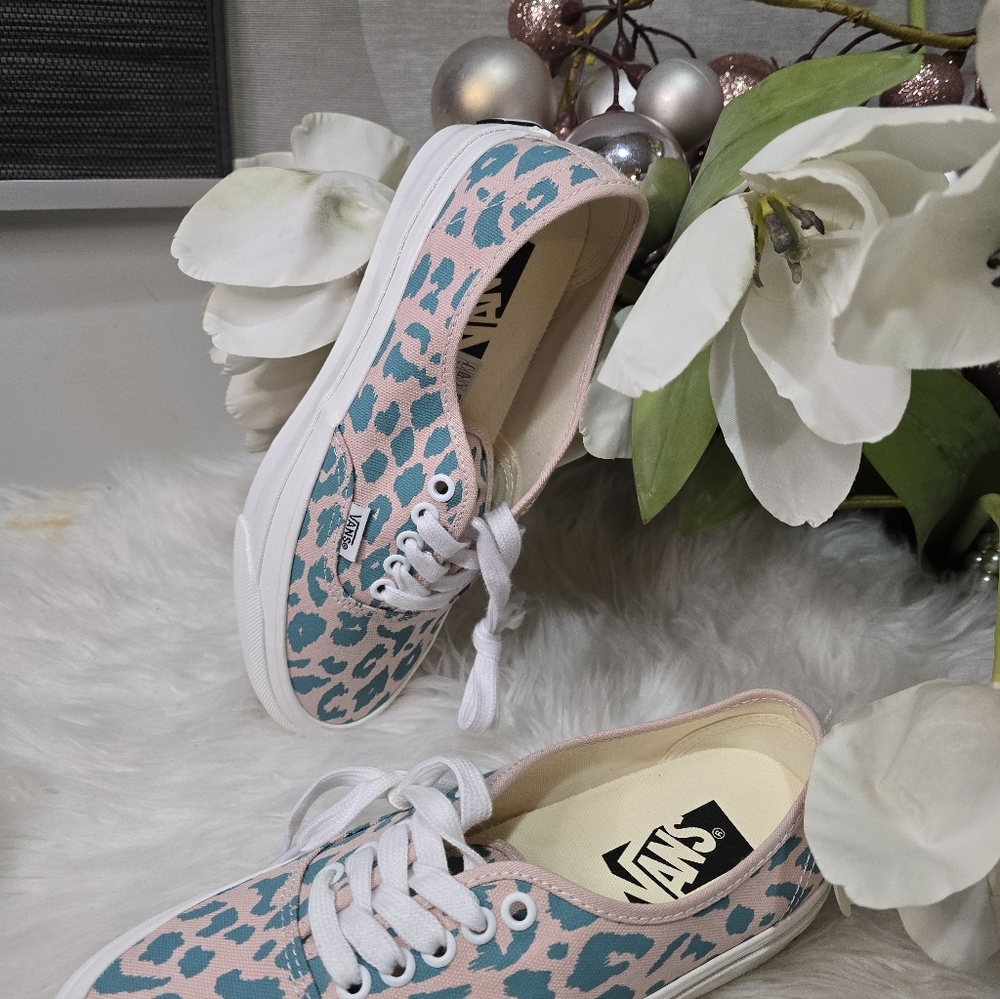 VANS AUTHENTIC OG womens sneakersSize8 style:VN000EAAO3N Color:CHEETAH SEPIA - Picture 3 of 7